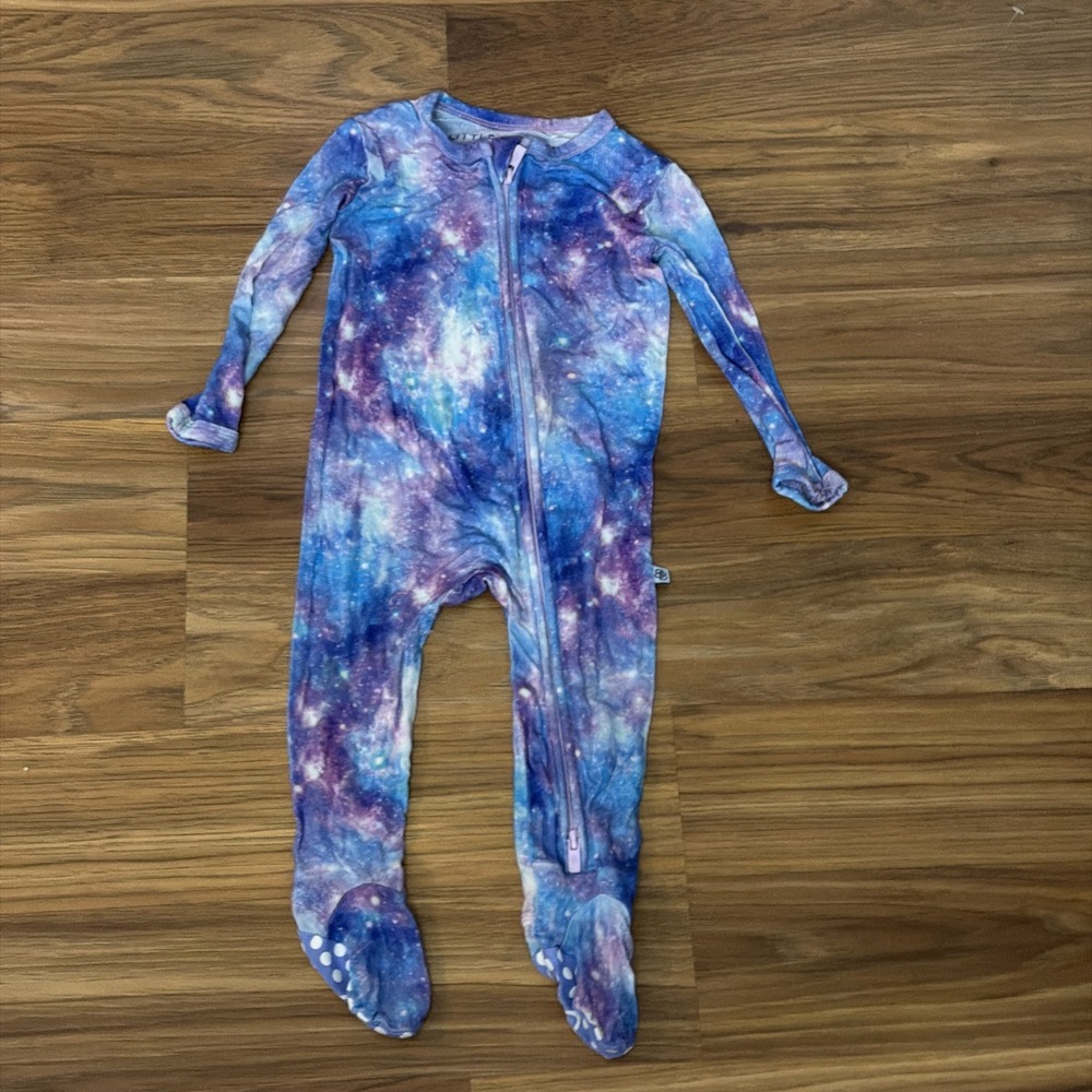 Little Bum Bums Baby Girls 6-9 Months Galaxy Blue/ourple Footed Sleeper Pajamas
